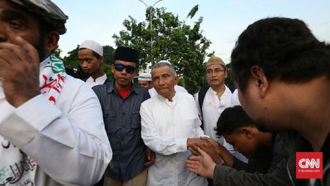 Sejumlah orang yang hadir dalam demo 4 November akan dimintai keterangan sebagai saksi dalam perkara penghinaan Presiden yang diduga dilakukan Ahmad Dhani.