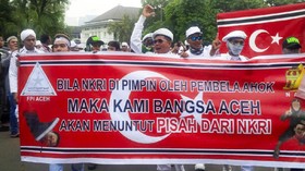 Pesan Pemisahan Diri Aceh Terbentang di Istiqlal