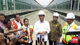 Jokowi Dorong GMF AeroAsia Jadi Bengkel Pesawat Kelas Global
