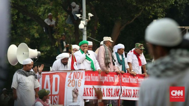 Gelar perkara terbuka atas Ahok yang diperintahkan Jokowi kepada Kapolri dianggap Juru Bicara FPI Munarman sebagai bentuk perlindungan khusus. Apa kata FPI?