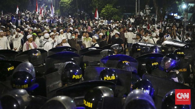 Mabes Polri menilai rencana demonstrasi susulan terkait kasus yang dialami Ahok tidak relevan. Proses hukumnya hingga kini masih berjalan.