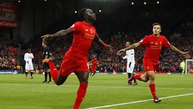 Fans Liverpool Sambut Kekalahan Sadio Mane