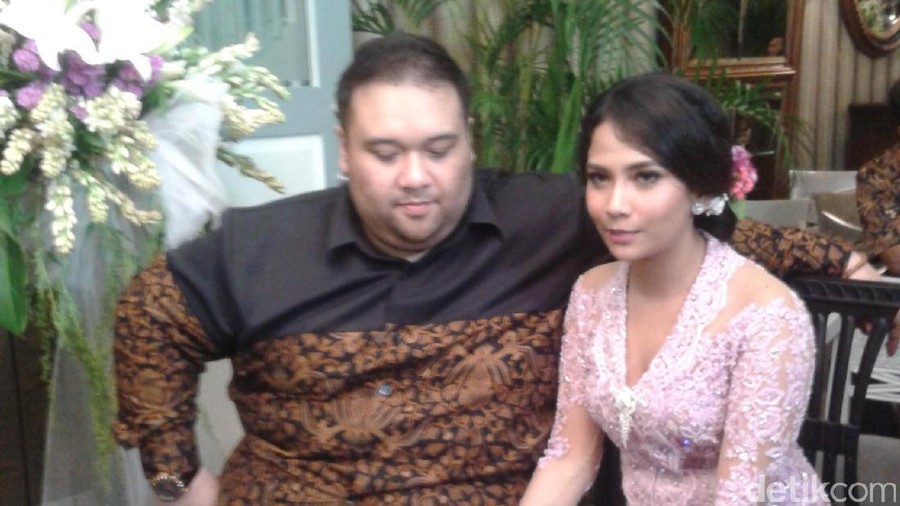 Vanessa Angel dan Didi Mahardhika pasangan selebritis