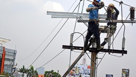 Pemerintah Siapkan Opsi Subsidi Listrik Tunai Mulai 2017