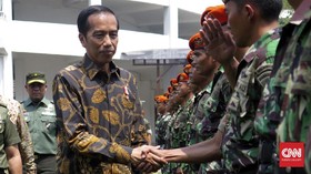 Jokowi Perintahkan TNI Tak Tolerir Pengadu Domba