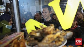 Saat Agus Yudhoyono Masuk ke 'Kandang' Ahok
