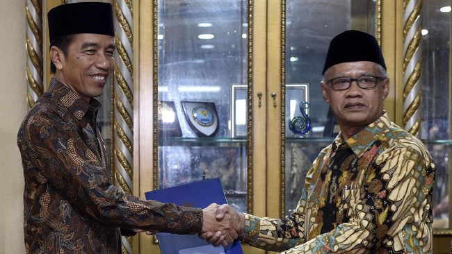 Ketua Umum PP Muhammdiyah Haedar Nasir berharap kasus Ahok segera berakhir agar energi bangsa tidak habis untuk mengurusi perkara ini.