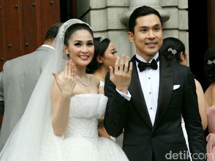 5 Pernikahan Artis Indonesia Termewah, Resepsi Sandra Dewi Bak Negeri Dongeng