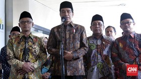 Jokowi Turun Gunung Pimpin Komite Nasional Keuangan Syariah