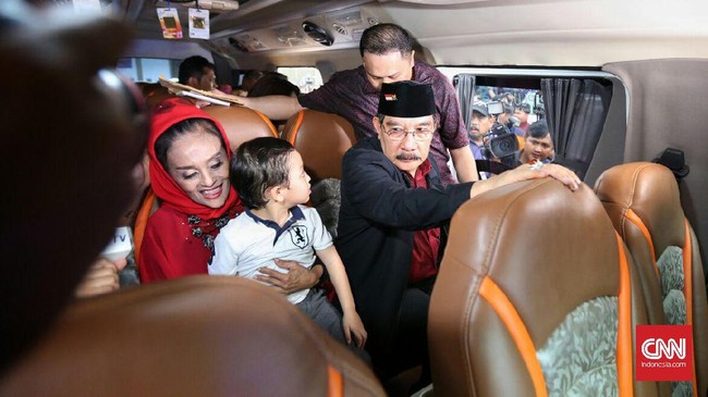 Antasari mengaku tak akan menempuh upaya hukum lagi setelah bebas dari penjara. Ia ikhlas dituduh terlibat pembunuhan meski tak merasa melakukannya.
