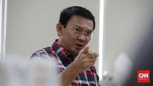 Tim sukses Ahok sebelumnya berencana menghadirkan saksi ahli tafsir dari Mesir dalam gelar perkara terbuka-terbatas di Mabes Polri.