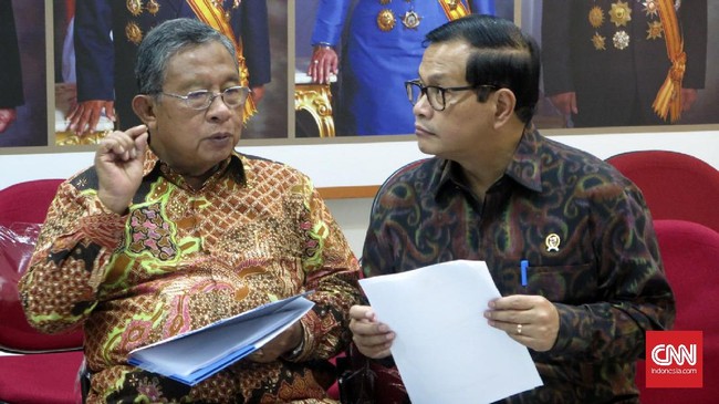 Menko Darmin Nasution memprediksi pertumbuhan ekonomi 2017 lebih tinggi dari target Anggaran Pendapatan dan Belanja Negara (APBN) 2017 yaitu 5,1 persen.