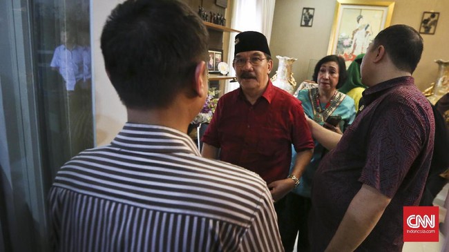 Senyum Kebebasan Antasari Azhar