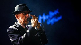Penjualan Musik Naik 400 Persen setelah Leonard Cohen Wafat