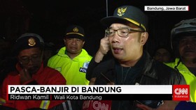 Emil Tinjau Lokasi Banjir Pagarsih Bandung