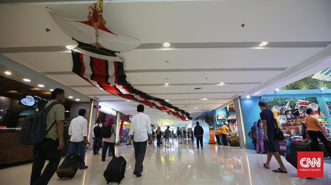 Wayan Koster, Gubernur Bali yang baru terpilih, berjanji segera merealisasikan rencana pembangunan bandar udara internasional baru di wilayah Bali Utara.