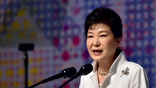 Meski sudah dimakzulkan oleh parlemen, perjalanan Presiden Korsel Park Geun-hye masih belum bisa dikatakan berakhir. Apa yang akan terjadi?