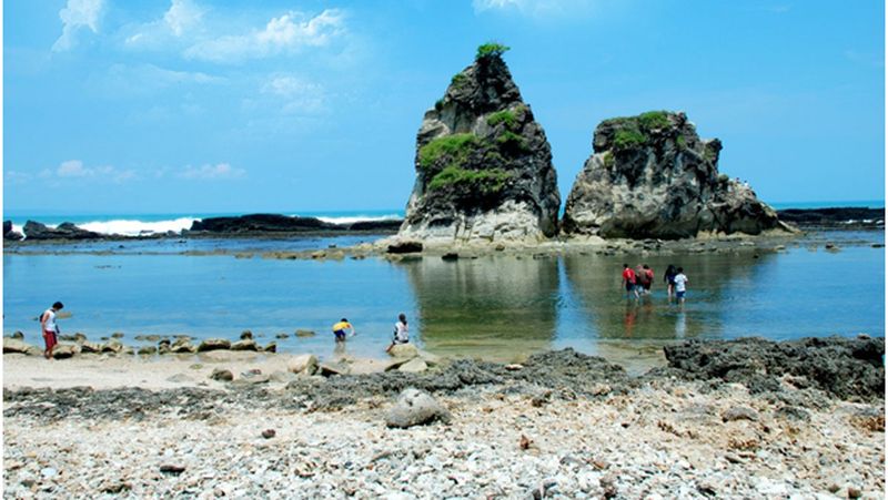 Kementerian Pariwisata (Kemenpar) dan Dinas Kebudayaan dan Pariwisata Provinsi Banten mengadakan Gebyar Wisata Banten 2016.