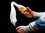 Orang Bertopeng Lempar Molotov,Kapal Ekspor Terbakar di Sumut