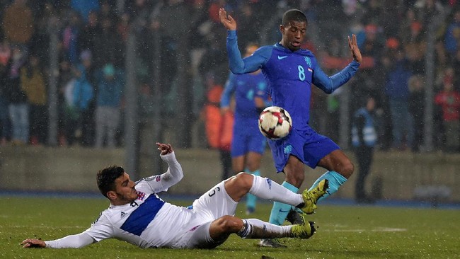 Belanda berhasil meraih tiga poin usai menang atas tuan rumah Luksemburg dengan skor 3-1 yang diwarnai dua gol Memphis Depay.