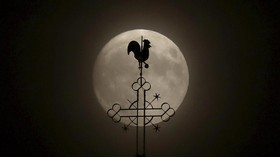 Tips Membidik Supermoon ala Fotografer Profesional