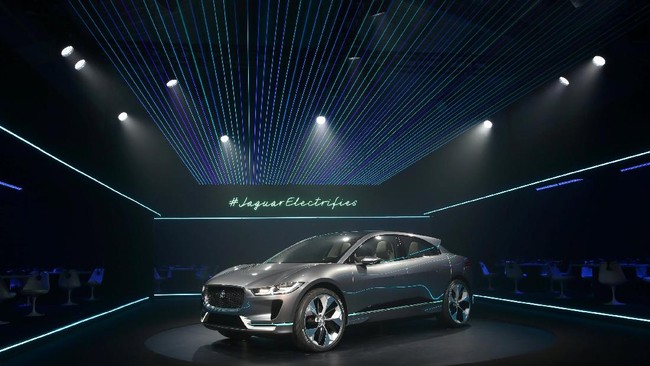 Merek mobil Inggris Jaguar tampaknya merasa gerah jika tidak ikut terjun dalam persaingan mobil bertenaga listrik.