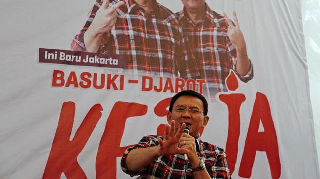 Ahok menyatakan tatap muka dengan warga sepanjang masa kampanye adalah cara paling efektif untuk mendulang suara.
