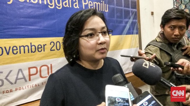 Bertambahnya keterwakilan perempuan di KPU dan Bawaslu diyakini dapat mendorong wanita untuk maju sebagai calon wakil rakyat.