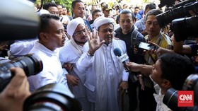 Rizieq Shihab Dilaporkan ke Polisi Soal 'Duit Palu Arit'