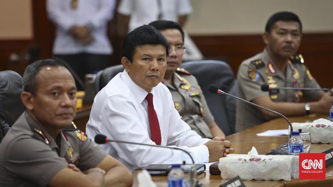 Kapolri Tito Karnavian akan melantik Kabareskrim Komjen Ari Dono menjadi Wakapolri menggantikan Komjen Syafruddin nanti siang.