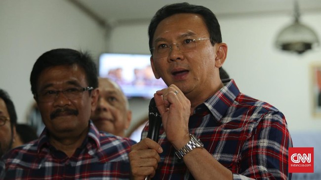 Para pejabat eselon II hingga IV, menurut Ahok, kerap memanfaatkan jabatannya sehingga perlu ada laporan harta kekayaan secara rutin.