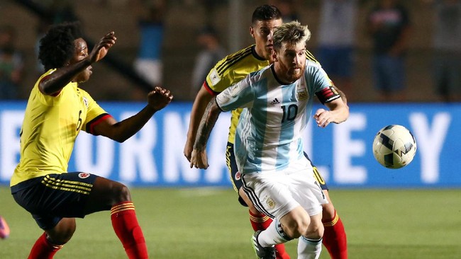 Kemenangan Argentina 3-0 atas Kolombia tercipta berkat satu gol dan dua assist sang maestro, Lionel Messi, di kualifikasi Piala Dunia 2018.