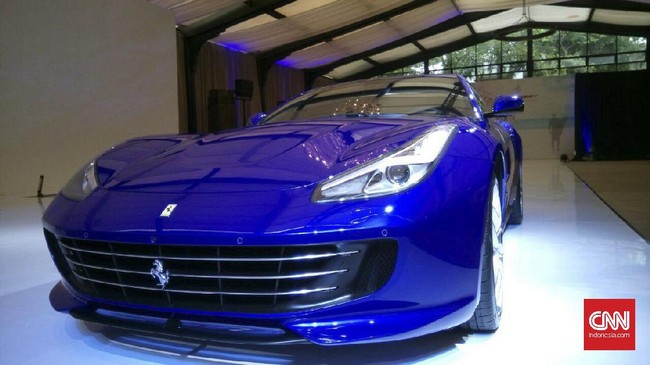 GTC4Lusso T hadir di Indonesia dengan klaim sebagai mobil sport empat penumpang terkuat di kelasnya. Penasaran dengan kemampuan dan harganya?