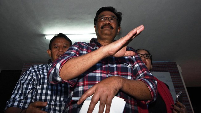 Walaupun demikian, Djarot menyatakan tak mengenal para pelaku pengadangan kampanye di Kembangan Utara tersebut. 