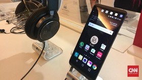 LG V20, Ponsel 'Dua Layar' dengan Android Nougat 7.0