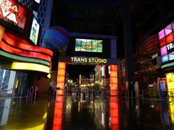 Jelang Buka, Trans Studio Bandung Lakukan Disinfeksi dan Tes Corona