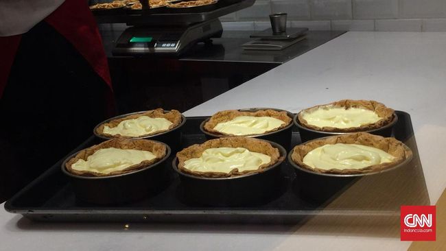 Cream cheese yang langsung dicampur atau pie yang tak ditusuk garpu termasuk kesalahan kecil yang membuat baked cheese tart tak sempurna. 
