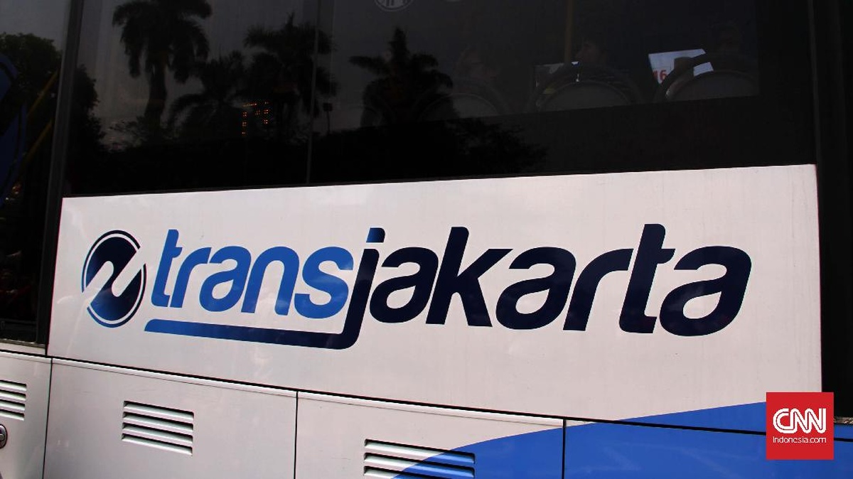Jalan Depan DPR Masih Tutup, Ini Rute TransJ Sementara Tak Beroperasi