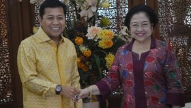 Kembalinya Setnov dan Jatah Kursi PDIP di Pucuk Parlemen