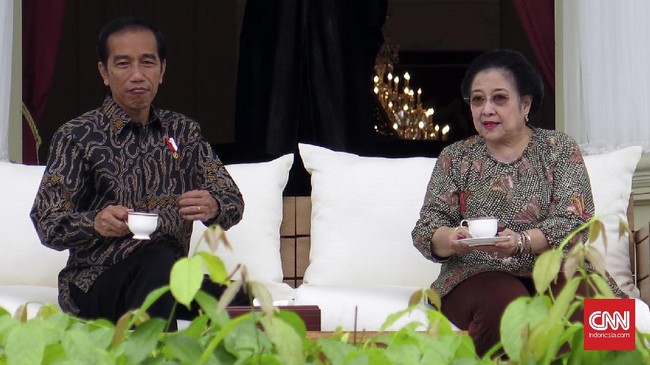 Sambil menyantap bakmi, Megawati dan Jokowi bahas persoalan Ahok di Istana Merdeka, Jakarta. Keduanya menilai urusan negara bukan hanya soal pilkada Jakarta.