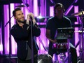 Heboh Maroon 5 'Ngamen' di Stasiun Kereta New York