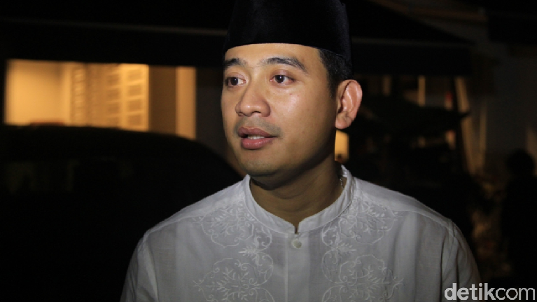 raden brotoseno polisi yang diduga menerima uang suap Rp 3 miliar
