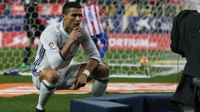 Selebrasi Gol 'Pemikir' Ronaldo Jadi Sensasi
