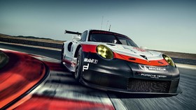 Tampilan Spektakuler Porsche 911 RSR untuk Le Mans 2017