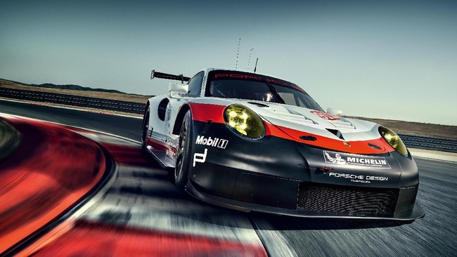 Musim 2017 seri balap 24h/Le Mans, Porsche telah melakukan perombakan beragam fitur dan kemampuan, hingga menghasilkan sebuah 'monster' 911 RSR.
