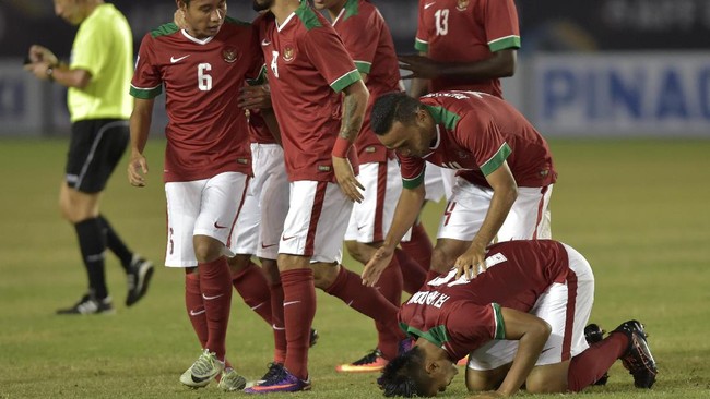 Timnas Indonesia untuk sementara unggul satu gol atas Vietnam pada leg pertama semifinal Piala AFF 2016 di Stadion Pakansari, Cibinong.