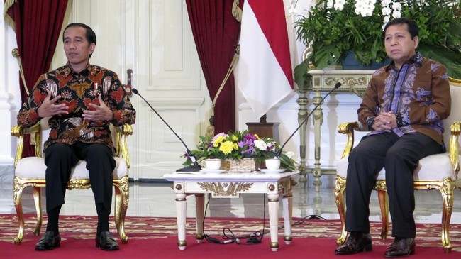 Presiden Joko Widodo mengaku senang atas kedekatan Ketua Umum Partai Golkar Setya Novanto dan Presiden Amerika Serikat (AS) terpilih Donald Trump.