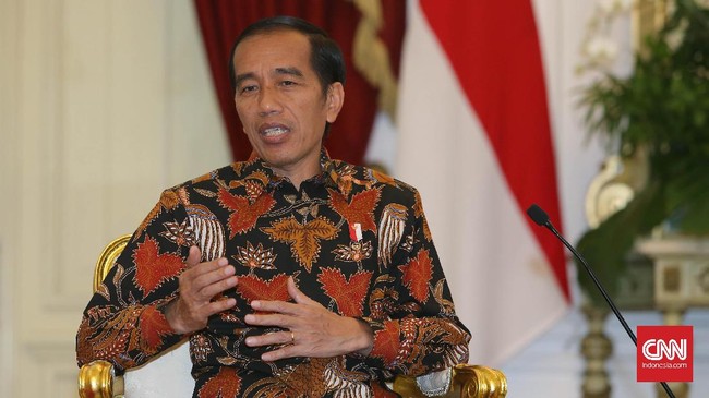 Menurut Presiden Jokowi, maraknya berita hoax adalah ekses dari keterbukaan informasi. Ia menyatakan pemerintah telah lama memerangi hoax.