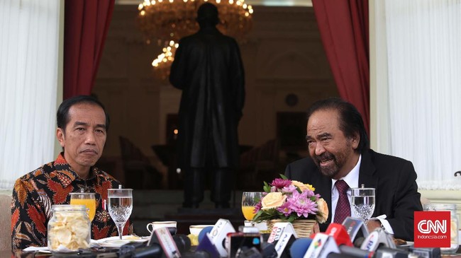 Sekjen PDIP Hasto Kristiyanto menyebut upaya dialog sudah dilakukan saat Jokowi mengutus Luhut Pandjaitan bertemu Surya Paloh.