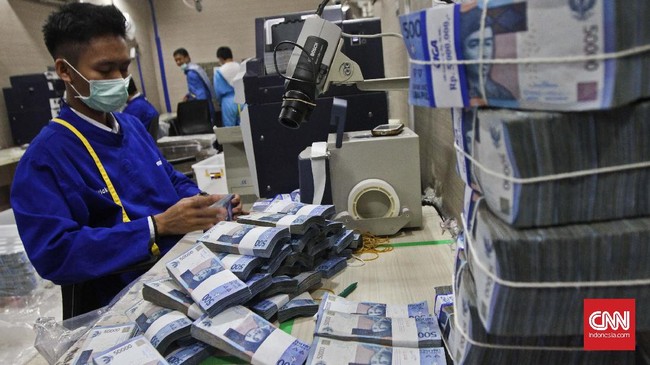 Jumlah ini naik 10 persen dibanding kebutuhan bulan-bulan biasanya. Namun, turun dibanding ramadan dan lebaran tahun lalu, yaitu Rp25,4 triliun.